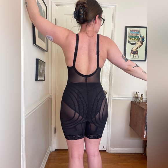 60s Vintage All in one Step in One piece Girdle / Shapewear - Picture 2 of 9